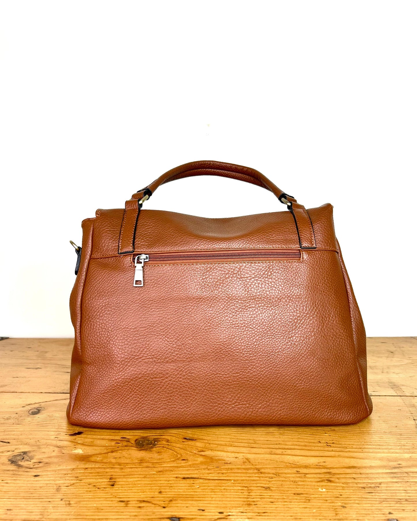 Borsa Livia