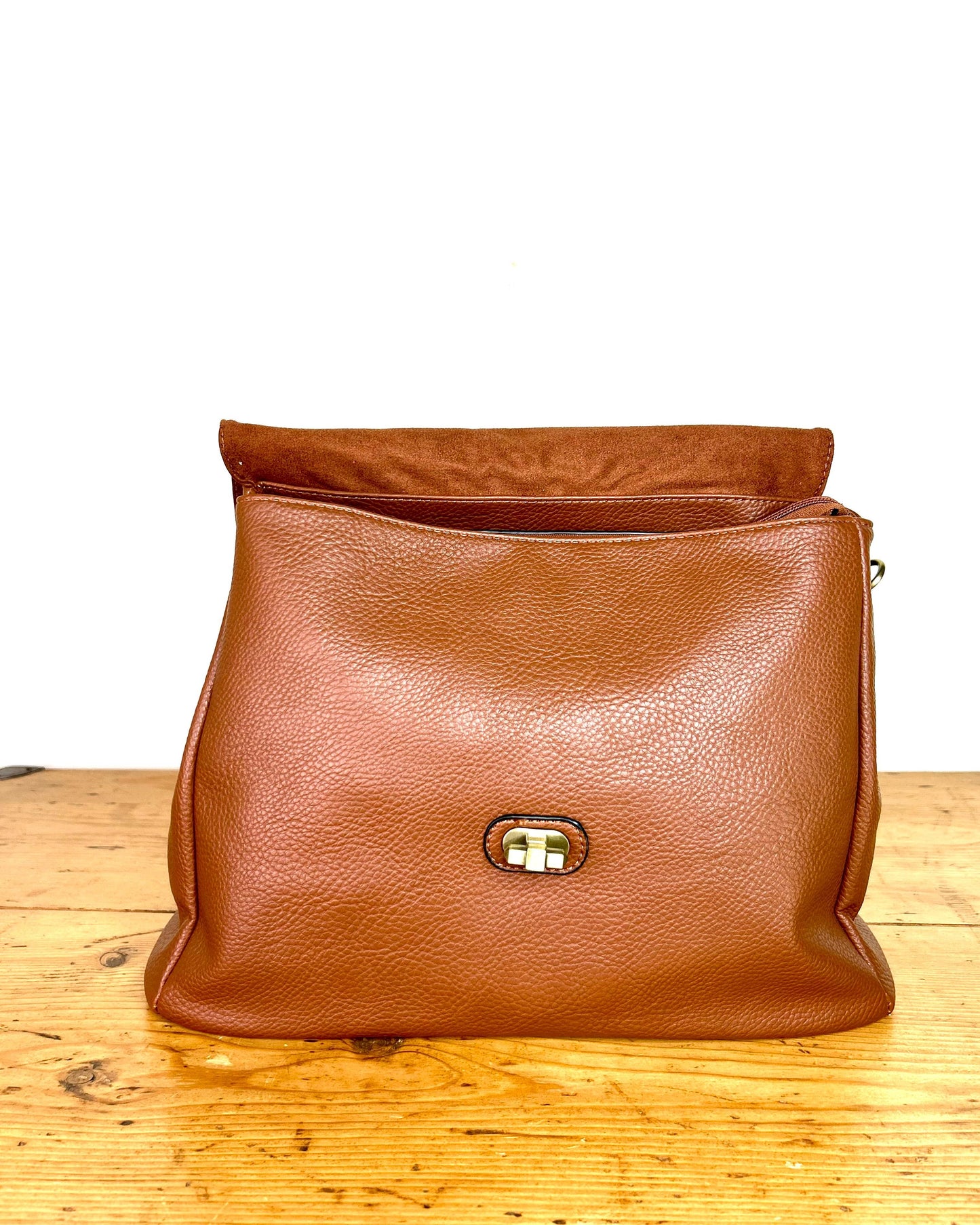 Borsa Livia