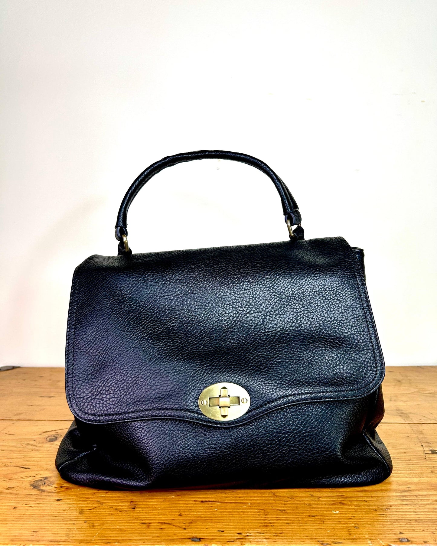 Borsa Livia